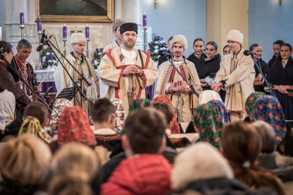 4. adventná nedeľa 18.12.2022. Radujme sa, valasi.