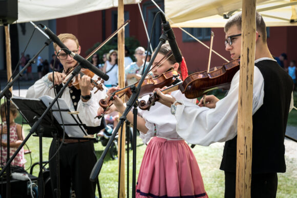 MFF Setkání s folklórem, Hradec Králové