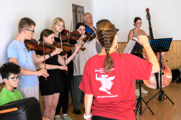 Sústredenie, Chata pod Hrbom