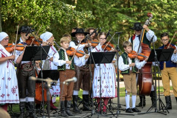 MFF Setkání s folklórem, Hradec Králové
